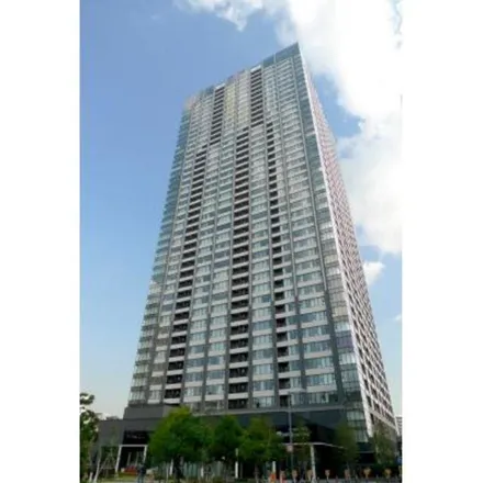 Rent this 2 bed apartment on City Towers Toyosu in 太平洋会館前タクシー乗り場, Toyosu