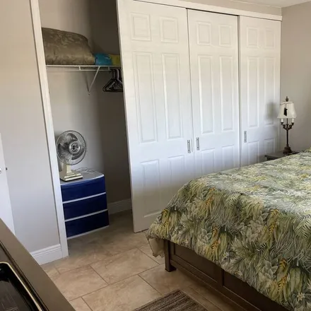 Rent this 1 bed condo on W Beach in Bradenton, FL