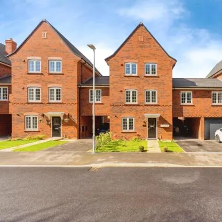 Buy this 5 bed house on Herwood Green in Houghton Conquest, MK43 9SZ