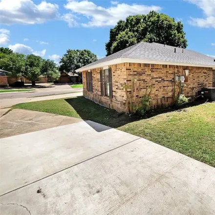 Image 7 - 6727 Fire Hill Dr, Fort Worth, Texas, 76137 - House for sale