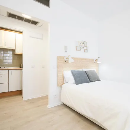 Rent this studio apartment on Madrid in Meliá Madrid Princesa, Calle de la Princesa