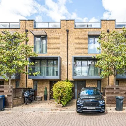 Rent this 4 bed townhouse on 209 Ashfield Road in London, W3 7JJ