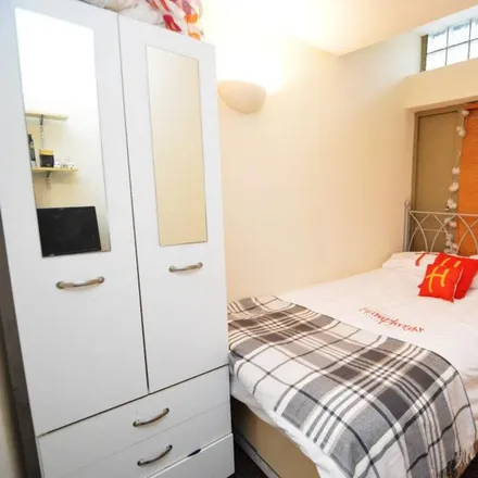 Rent this 2 bed apartment on 92;93;94;95;96;97 Hallgarth Street in Durham, DH1 3AS