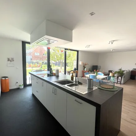 Rent this 3 bed apartment on Eugeen Woutersstraat 5 in 2220 Heist-op-den-Berg, Belgium