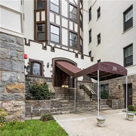 Buy this studio apartment on 26 Pondfield Road West in Cedar Knolls, City of Yonkers