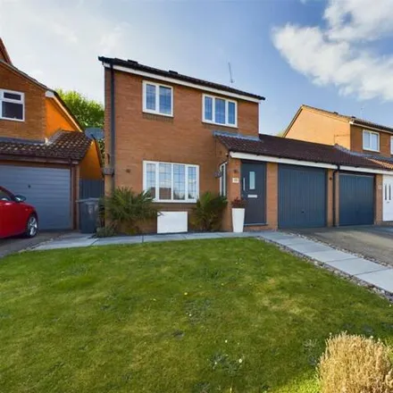 Buy this 3 bed house on Montfitchet Walk in Stevenage, SG2 7DT