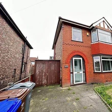 Rent this 3 bed duplex on Longsight Community Primary in Farrer Road, Manchester