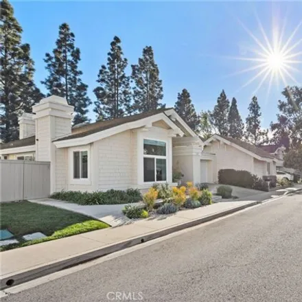Image 2 - 43, 41 Hillgrass, Irvine, CA 92603, USA - House for rent