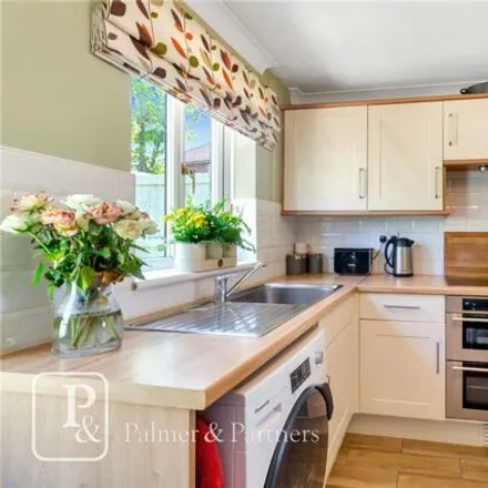 Image 2 - 2 Greenstead Road, Colchester, CO1 2TA, United Kingdom - Townhouse for sale