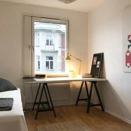 Image 4 - Gustav II Adolf, Gustav Adolfs Torg, 103 21 Stockholm, Sweden - Apartment for rent