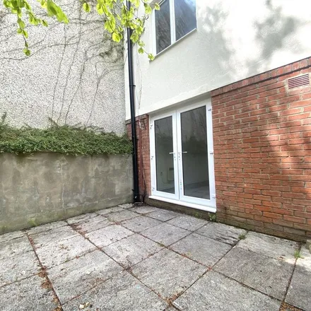 Rent this 1 bed apartment on 16 Hepburn Road in Bristol, BS2 8UD