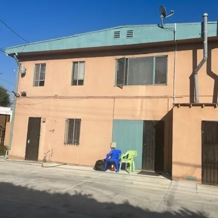 Image 3 - 2715 South Cloverdale Avenue, Los Angeles, CA 90016, USA - Apartment for rent