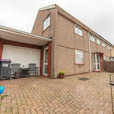 Buy this 2 bed house on Shakespeare Road in Cwmbran, NP44 4LN
