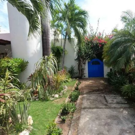 Rent this 3 bed house on Avenida Paseo Uxmal in Playacar Fase 2, 77717 Playa del Carmen