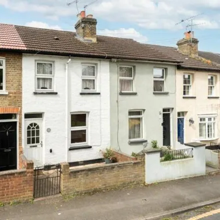 Buy this 2 bed townhouse on Clarence Road in London, SM1 1RH