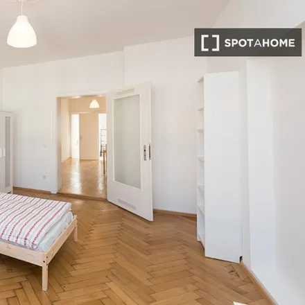Rent this 4 bed room on Tumblingerstraße 15 in 80337 Munich, Germany