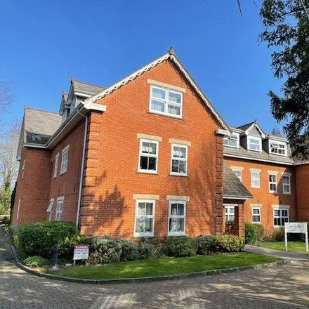 Rent this 3 bed room on Inn Keeper's Lodge in Chobham Road, Horsell
