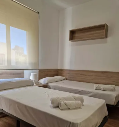 Rent this 1 bed room on Almendariz in Carretera de Su Eminencia, 15