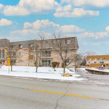 Buy this 2 bed condo on 18869 South Burnham Avenue in Lansing, IL 60438