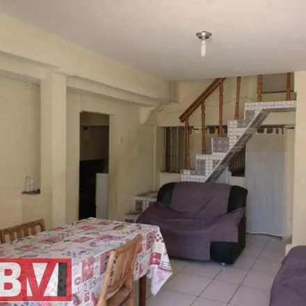 Buy this 3 bed house on Avenida Meriti 1357 in Vila da Penha, Rio de Janeiro - RJ