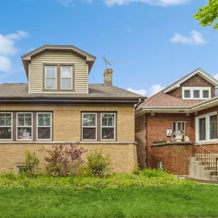 Buy this 3 bed house on 4442 North Menard Avenue in Chicago, IL 60630