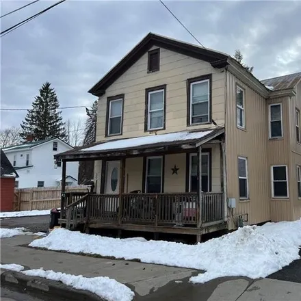Buy this 7 bed house on 20 Maple Street in City of Norwich, NY 13815