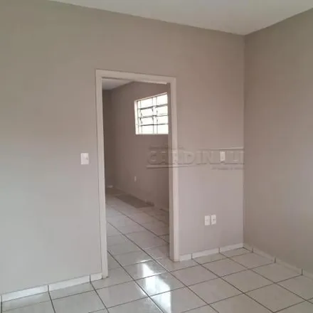 Rent this 3 bed house on Avenida Mauá in Vila Ferroviária, Araraquara - SP