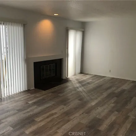 Image 2 - 4553 Colfax Avenue, Los Angeles, CA 91602, USA - Apartment for rent