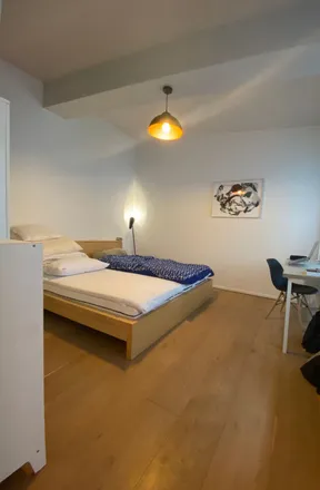 Rent this 4 bed apartment on denn's Biomarkt in Greifswalder Straße 31, 10405 Berlin