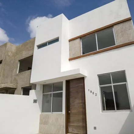 Buy this 4 bed house on unnamed road in Tlaquepaque, JAL