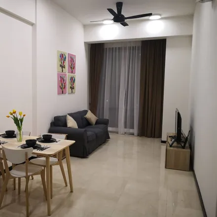 Rent this 1 bed apartment on Mandarin Court in Jalan Maharajalela, Bukit Bintang