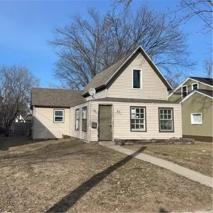 Buy this 3 bed house on 823 Bluff Avenue in Brainerd, MN 56401