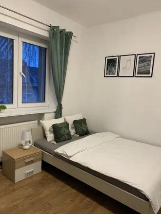 Rent this 1 bed room on Dunovského 535 in 149 00 Prague, Czechia