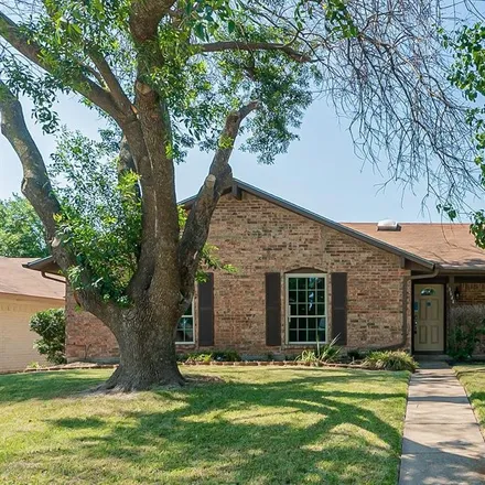 Buy this 4 bed house on 1644 Glenhill Lane in Lewisville, TX 75077