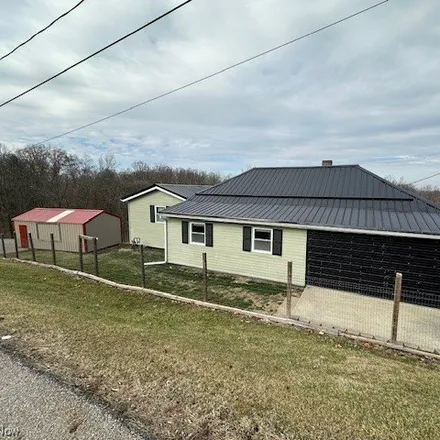 Image 2 - 689 Summit Street, Crooksville, Perry County, OH 43731, USA - House for sale