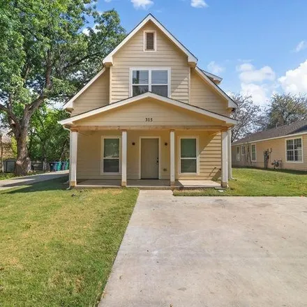Rent this 4 bed house on 315 South Bradshaw Street in Denton, TX 76205