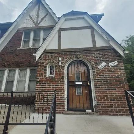 Image 2 - 6058 Harrell St, Detroit, Michigan, 48213 - House for sale