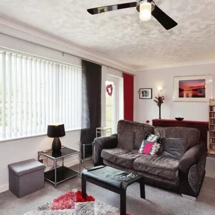 Image 5 - Lobbs Wood Close, Leicester, Leicestershire, Le5 - Duplex for sale