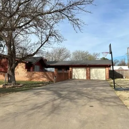 Buy this 5 bed house on 1379 Holiday Street in Plainview, TX 79072