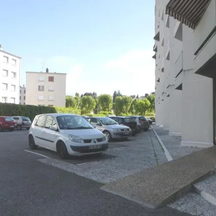 Rent this 1 bed apartment on 16 Rue Mainssieux in 38500 Voiron, France