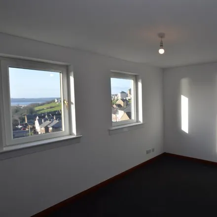 Image 2 - Queen Mary Terrace, Hill Street, Inverkeithing, KY11 1AE, United Kingdom - Apartment for rent