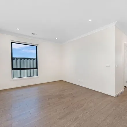 Image 7 - Crawford Rise, Cobblebank VIC 3338, Australia - Apartment for rent