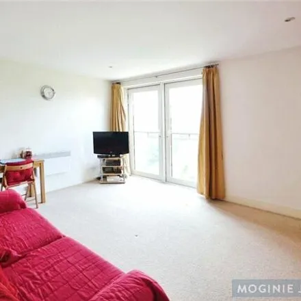 Image 2 - Great Ormes House, Butetown Link, Cardiff, CF11 0JD, United Kingdom - Apartment for sale