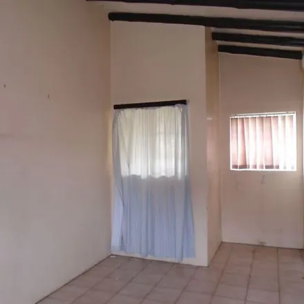 Rent this 3 bed apartment on unnamed road in Tulisa Park, Johannesburg