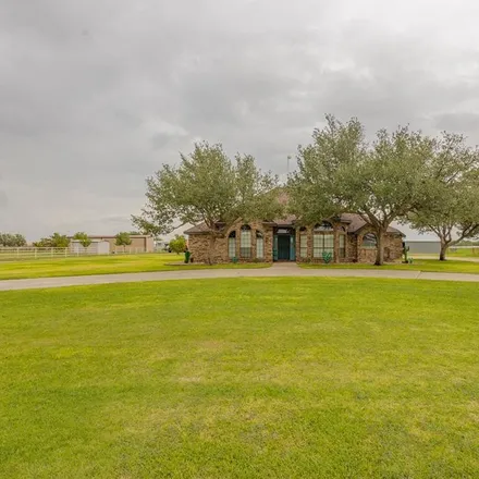 Image 2 - 16208 North Dale Wade Avenue, Ector County, TX 79758, USA - House for sale