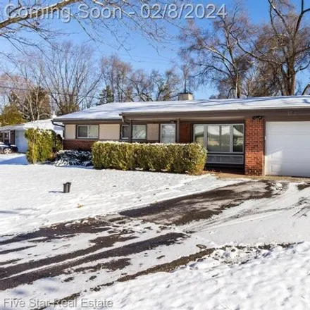 Buy this 3 bed house on 37678 Carson Street in Farmington Hills, MI 48331