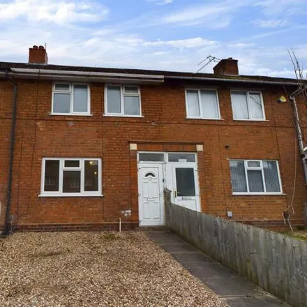 Buy this 3 bed townhouse on 62 Sunningdale Road in Tyseley, B11 3QG