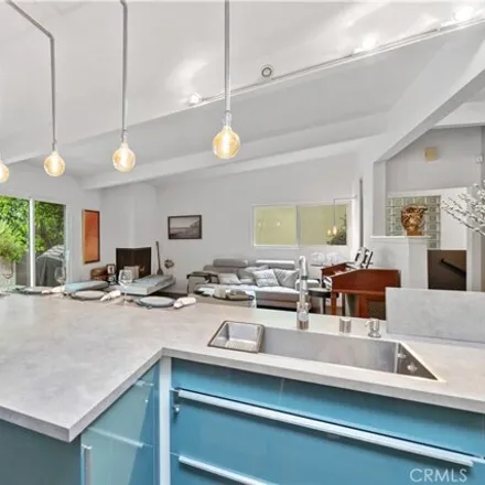 Image 3 - North Beverly Glen Boulevard, Los Angeles, CA 90077, USA - House for sale