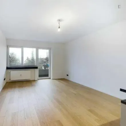 Rent this studio apartment on Ting Song in Eisenzahnstraße, 10709 Berlin