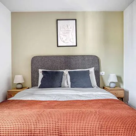 Rent this 1 bed apartment on Torre de Valencia in Avenida de Menéndez Pelayo, 28009 Madrid